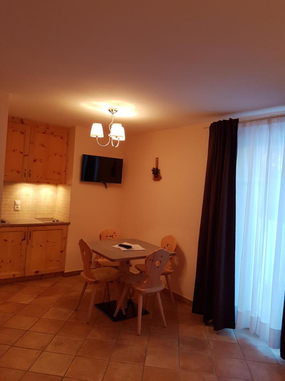 Residenze Sonnenschein Aparthotel วิลลาบาสซา ภายนอก รูปภาพ